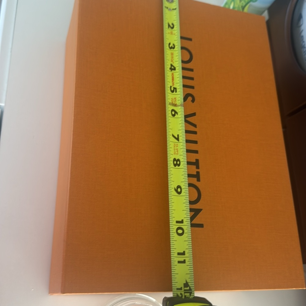 Louis Vuitton Signature Orange Box - Picture 5 of 6